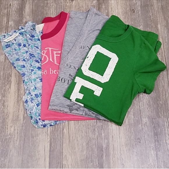 American Eagle Outfitters Tops - American Eagle Hollister Tee Shirt Bundle